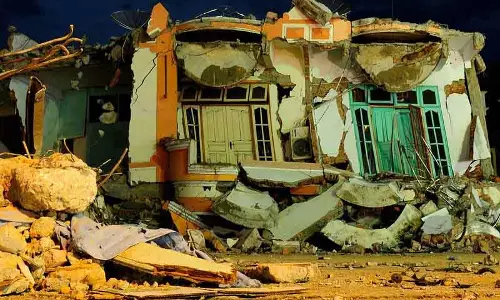 इंडोनेशिया में 4.4 तीव्रता का भूकंप