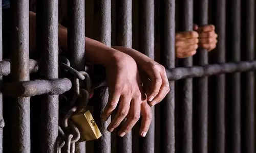 Firozabad: पुलिस मुठभेड़ में दो लुटेरे गिरफ्तार, मामला उजागर