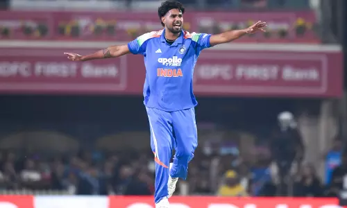Cricket नियमों का उल्लंघन, हर्षित राणा को पहले ODI में मिली फटकार