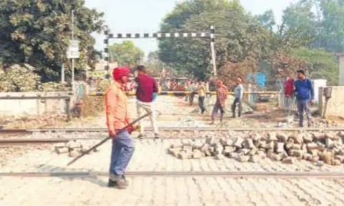 Bareilly: रेलवे क्रॉसिंग भिटौरा तीन दिन बंद, आमजन को भारी असुविधा