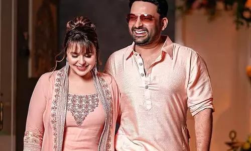 Ginni का रिएक्शन: कपिल इंटीमेट सीन के दौरान सेल्फ-कॉन्शस महसूस करते हैं Ginni का रिएक्शन: कपिल इंटीमेट सीन के दौरान सेल्फ-कॉन्शस महसूस करते हैं