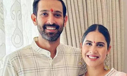 Vikrant Massey ने पत्नी के 30 घंटे के लेबर एक्सपीरियंस के बारे में बात की Vikrant Massey ने पत्नी के 30 घंटे के लेबर एक्सपीरियंस के बारे में बात की