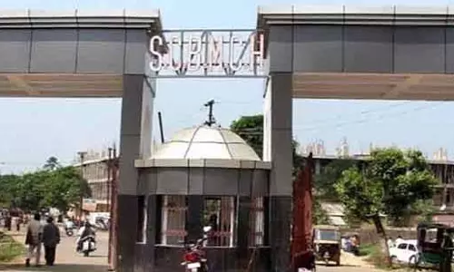 स्कूल कुक की SCB में इलाज के दौरान जलने से मौत