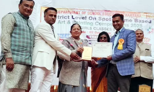 Bhiwani: छात्रों की क्रिएटिविटी से सजी आर्ट प्रतियोगिता