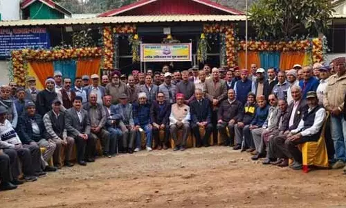 रिटायर्ड सैनिकों ने राष्ट्रीय सुरक्षा में BSF के योगदान की सराहना की रिटायर्ड सैनिकों ने राष्ट्रीय सुरक्षा में BSF के योगदान की सराहना की