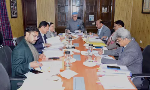 J&K कैबिनेट की रिजर्वेशन पॉलिसी पर सिफारिशें L-G को भेजी गईं: CM उमर J&K कैबिनेट की रिजर्वेशन पॉलिसी पर सिफारिशें L-G को भेजी गईं: CM उमर