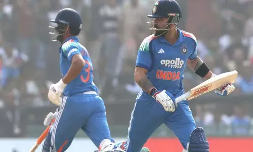 Virat Kohli और रुतुराज गायकवाड़ ने साउथ अफ्रीका के खिलाफ दूसरे वनडे में हाफ सेंचुरी बनाईं