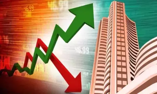 सेंसेक्स सपाट बंद; निफ्टी 26,000 के नीचे फिसला