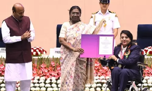 President Murmu ने दिव्यांग व्यक्तियों के सशक्तिकरण के लिए राष्ट्रीय पुरस्कार प्रदान किए President Murmu ने दिव्यांग व्यक्तियों के सशक्तिकरण के लिए राष्ट्रीय पुरस्कार प्रदान किए