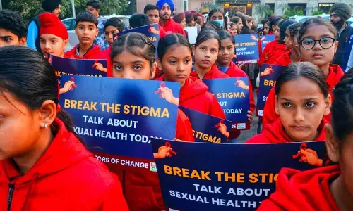 Ludhiana में वर्ल्ड एड्स डे पर जागरूकता रैली और सेशन Ludhiana में वर्ल्ड एड्स डे पर जागरूकता रैली और सेशन
