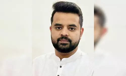 कर्नाटक हाईकोर्ट ने प्रज्वल रेवन्ना की जमानत और सजा रद्द करने की याचिका को खारिज किया कर्नाटक हाईकोर्ट ने प्रज्वल रेवन्ना की जमानत और सजा रद्द करने की याचिका को खारिज किया