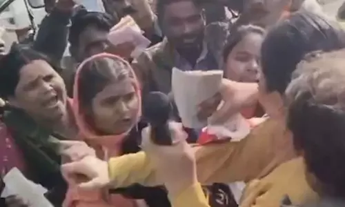 Bhopal: यूनियन कार्बाइड प्लांट के पास कैंडल मार्च के दौरान झड़प