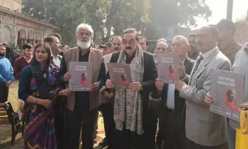 Ajatashatru ने “साइलेंट हेरिटेज, स्पीकिंग फेसेस” प्रदर्शनी का उद्घाटन किया