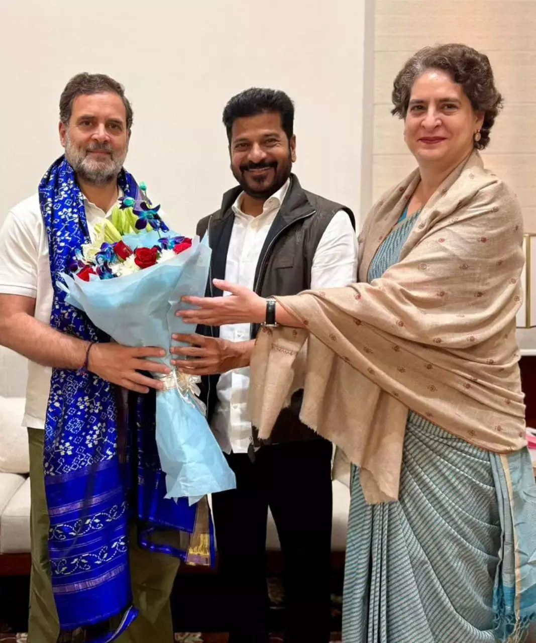 तेलंगाना के CM ने सोनिया, राहुल और प्रियंका को ग्लोबल समिट के लिए आमंत्रित किया