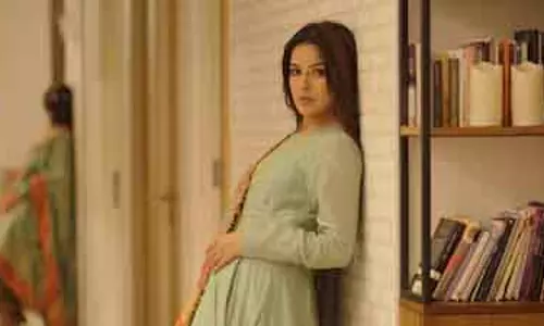 Shehnaaz Gill का ट्रेडिशनल लुक वायरल, भाई-बहन की मस्ती भी बनी चर्चा