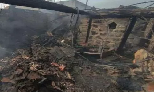 Bhor taluka के धीदघर में एक घर में गैस टैंक में धमाका