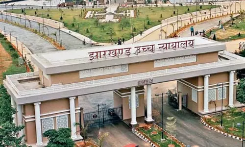 जेएसएससी-सीजीएल रिजल्ट का रास्ता साफ, हाईकोर्ट ने सीबीआई जांच की याचिका खारिज की जेएसएससी-सीजीएल रिजल्ट का रास्ता साफ, हाईकोर्ट ने सीबीआई जांच की याचिका खारिज की