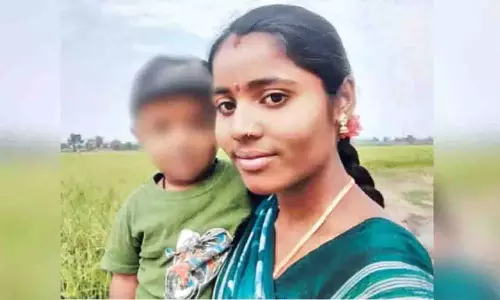 Medak: विधवा ने 2 साल के बेटे की हत्या के बाद खुदकुशी की Medak: विधवा ने 2 साल के बेटे की हत्या के बाद खुदकुशी की