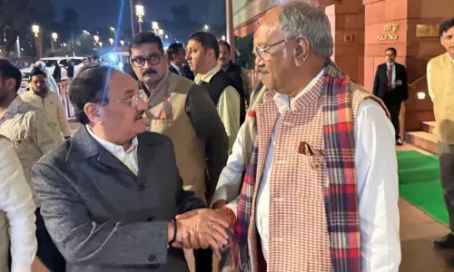 सांसद बृजमोहन अग्रवाल ने जेपी नड्डा को सांसद खेल महोत्सव के लिए किया आमंत्रित
