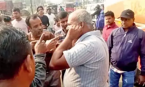 lorry driver की ईंट से स्कूल का छात्र घायल