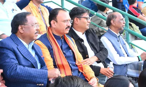 भारत बनाम दक्षिण अफ्रीका वनडे मैच देखने पहुंचे थे साय कैबिनेट के दिग्गज मंत्री भारत बनाम दक्षिण अफ्रीका वनडे मैच देखने पहुंचे थे साय कैबिनेट के दिग्गज मंत्री