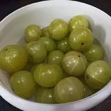 Amla Health Benefits: शरीर को जबरदस्त फायदा देता है स्टीम आंवला Amla Health Benefits: शरीर को जबरदस्त फायदा देता है स्टीम आंवला