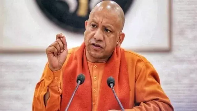 Lucknow: बांग्लादेशी और रोहिंग्या घुसपैठियों के खिलाफ प्रदेश में सख्त कार्रवाई Lucknow: बांग्लादेशी और रोहिंग्या घुसपैठियों के खिलाफ प्रदेश में सख्त कार्रवाई