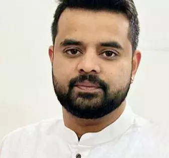 कर्नाटक HC ने प्रज्वल रेवन्ना की ज़मानत खारिज की कर्नाटक HC ने प्रज्वल रेवन्ना की ज़मानत खारिज की