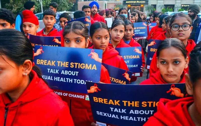 Ludhiana में वर्ल्ड एड्स डे पर जागरूकता रैली और सेशन Ludhiana में वर्ल्ड एड्स डे पर जागरूकता रैली और सेशन