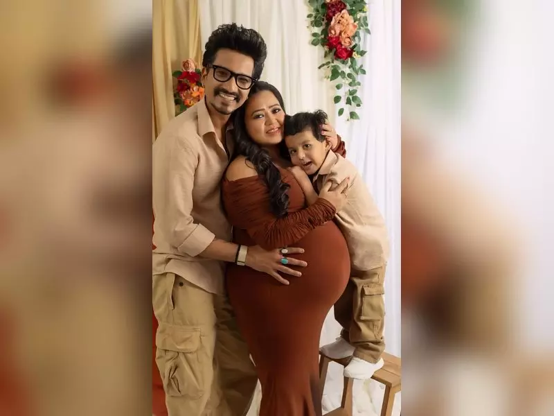 भारती सिंह ने हर्ष लिम्बाचिया को 8वीं सालगिरह पर कहा ‘आई लव यू’ भारती सिंह ने हर्ष लिम्बाचिया को 8वीं सालगिरह पर कहा ‘आई लव यू’