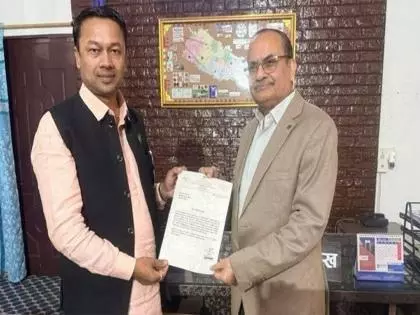 नेपाल के मधेश प्रांत के CM ने सुप्रीम कोर्ट की डेडलाइन के बीच इस्तीफा दिया नेपाल के मधेश प्रांत के CM ने सुप्रीम कोर्ट की डेडलाइन के बीच इस्तीफा दिया