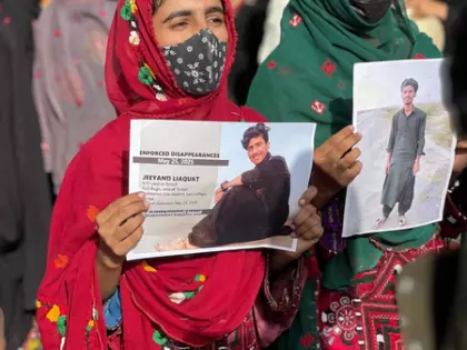 बलूचिस्तान में बगावत पाकिस्तान के दबाव और अलग-थलग करने की वजह से हुई बलूचिस्तान में बगावत पाकिस्तान के दबाव और अलग-थलग करने की वजह से हुई