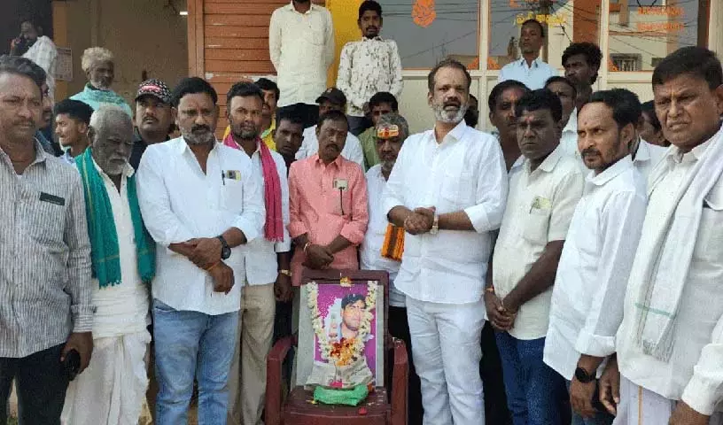 Srikanthachari का बलिदान यादगार है: डॉ. किरण कोमरेवार Srikanthachari का बलिदान यादगार है: डॉ. किरण कोमरेवार