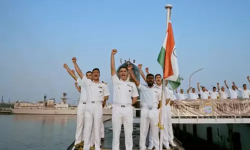 भारतीय नौसेना दिवस: गृह मंत्री अमित शाह, रक्षा मंत्री राजनाथ सिंह सहित नेताओं ने दी शुभकामनाएं भारतीय नौसेना दिवस: गृह मंत्री अमित शाह, रक्षा मंत्री राजनाथ सिंह सहित नेताओं ने दी शुभकामनाएं