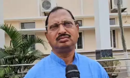 ओडिशा: धान खरीद के मुद्दे पर अशोक मोहंती ने कहा, पिछली सरकार से बेहतर काम हो रहा है