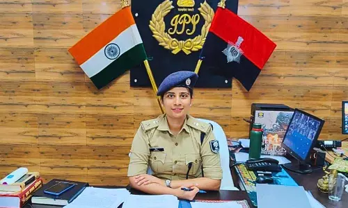 Patna: पटना पुलिस ने छेड़खानी रोकने की योजना बनाई, महिला टीमें तैनात