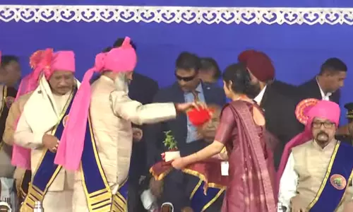 अटल बिहारी वाजपेयी विश्वविद्यालय के दीक्षांत समारोह में शामिल हुए CM साय