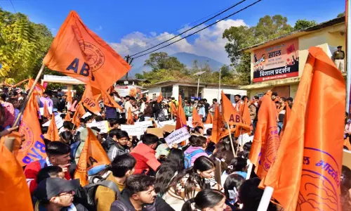 Dharamshala: एवीबीपी कार्यकर्ताओं पर लाठीचार्ज नहीं हुआ, मुख्यमंत्री का बयान