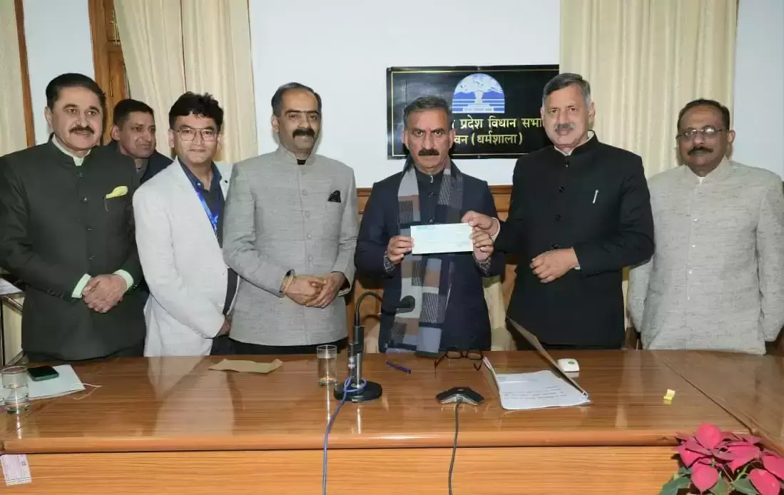 Dharamshala: मुख्यमंत्री सुख आश्रय कोष में हिमुडा ने दिया बड़ा अंशदान Dharamshala: मुख्यमंत्री सुख आश्रय कोष में हिमुडा ने दिया बड़ा अंशदान