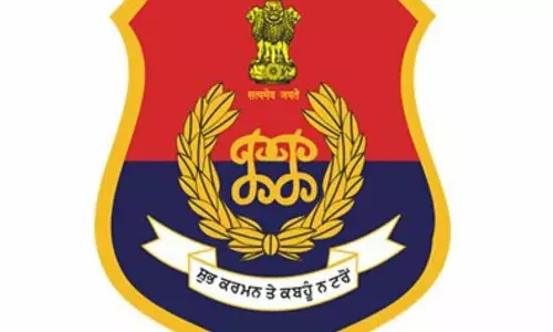Bathinda में बर्खास्त महिला पुलिसकर्मी के खिलाफ आरोप तय Bathinda में बर्खास्त महिला पुलिसकर्मी के खिलाफ आरोप तय