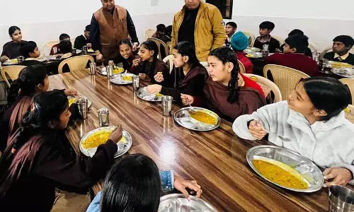 राज्य खाद्य आयोग के सदस्य ने Nawanshahr के सरकारी स्कूलों का निरीक्षण किया