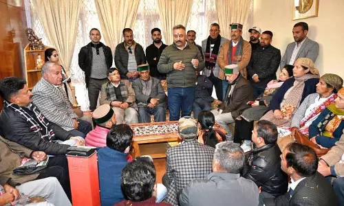 Himachal: नवार प्रतिनिधिमंडल ने शिक्षा मंत्री से मुलाकात की, पहल की सराहना की