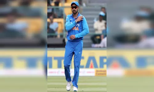 बर्थडे स्पेशल: शिखर धवन को गब्बर सबसे पहले किसने कहा, क्या है इस नाम के पीछे की कहानी? बर्थडे स्पेशल: शिखर धवन को गब्बर सबसे पहले किसने कहा, क्या है इस नाम के पीछे की कहानी?