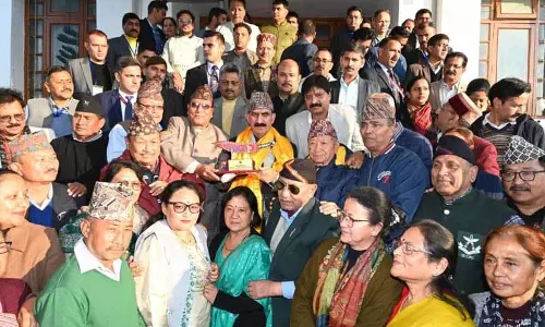 गोरखा परिषद के सदस्यों ने Himachal CM से मुलाकात की, वेलफेयर बोर्ड बनाने की मांग की गोरखा परिषद के सदस्यों ने Himachal CM से मुलाकात की, वेलफेयर बोर्ड बनाने की मांग की