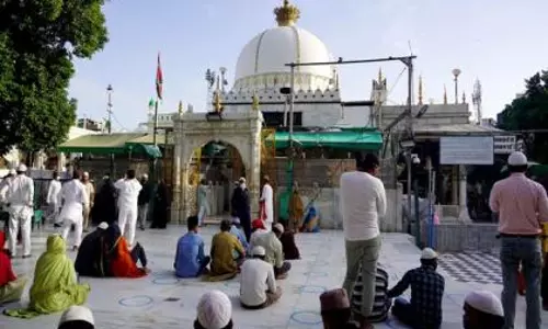 Ajmer दरगाह और कलेक्ट्रेट को बम से उड़ाने की धमकी Ajmer दरगाह और कलेक्ट्रेट को बम से उड़ाने की धमकी