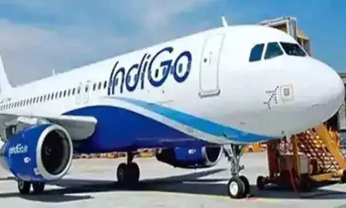 IndiGo संकट में.. फ्लाइट कैंसिल होने से शेयर में भारी गिरावट