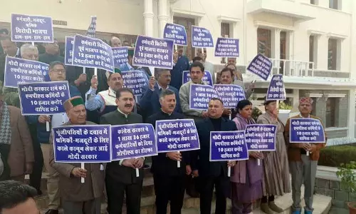 Himachal Pradesh विधानसभा ने दुकानों और प्रतिष्ठानों के कानून में बड़े बदलाव को मंजूरी दी