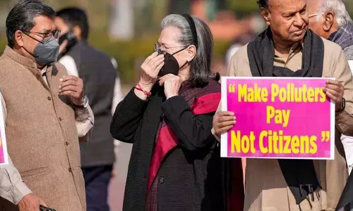 सोनिया गांधी ने दिल्ली Air Pollution पर एक्शन लेने की मांग की, संसद में विपक्ष ने किया विरोध