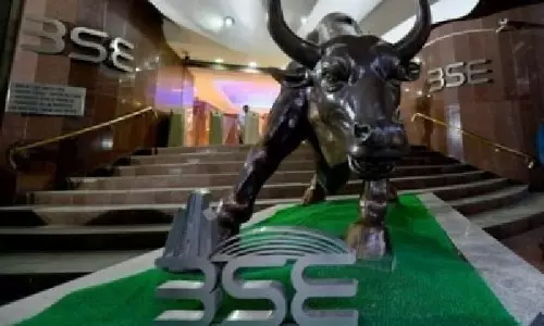 Sensex, Nifty में 4 दिन की गिरावट का सिलसिला खत्म, रुपया चढ़ा Sensex, Nifty में 4 दिन की गिरावट का सिलसिला खत्म, रुपया चढ़ा