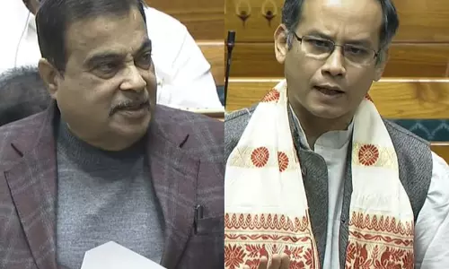 गौरव गोगोई ने NH-37 की खराब गुणवत्ता पर उठाया सवाल, नितिन गडकरी ने कार्रवाई का वादा किया गौरव गोगोई ने NH-37 की खराब गुणवत्ता पर उठाया सवाल, नितिन गडकरी ने कार्रवाई का वादा किया